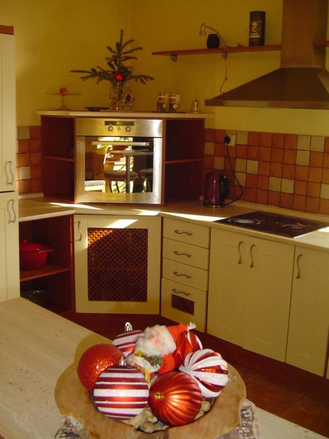 Villa Ametyst Štúrovo Bagian luar foto