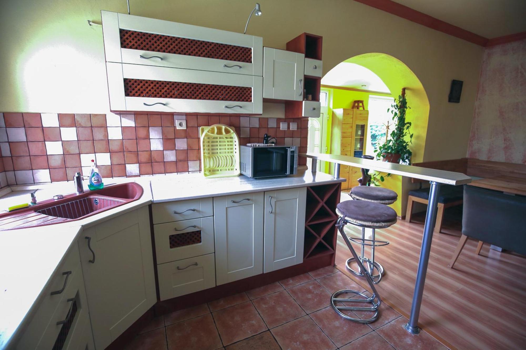Villa Ametyst Štúrovo Bagian luar foto